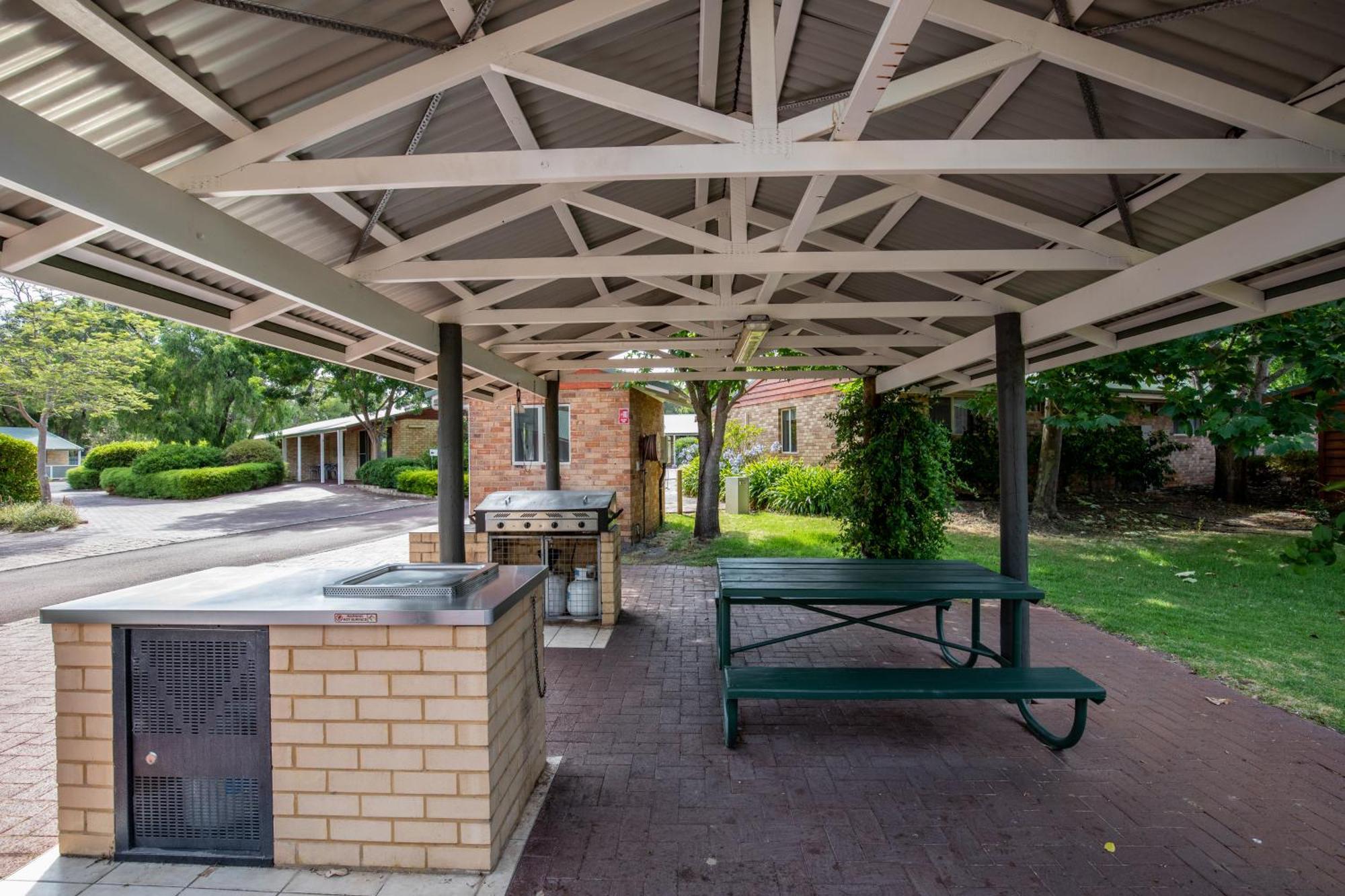 Margaret River Tourist Park Екстер'єр фото