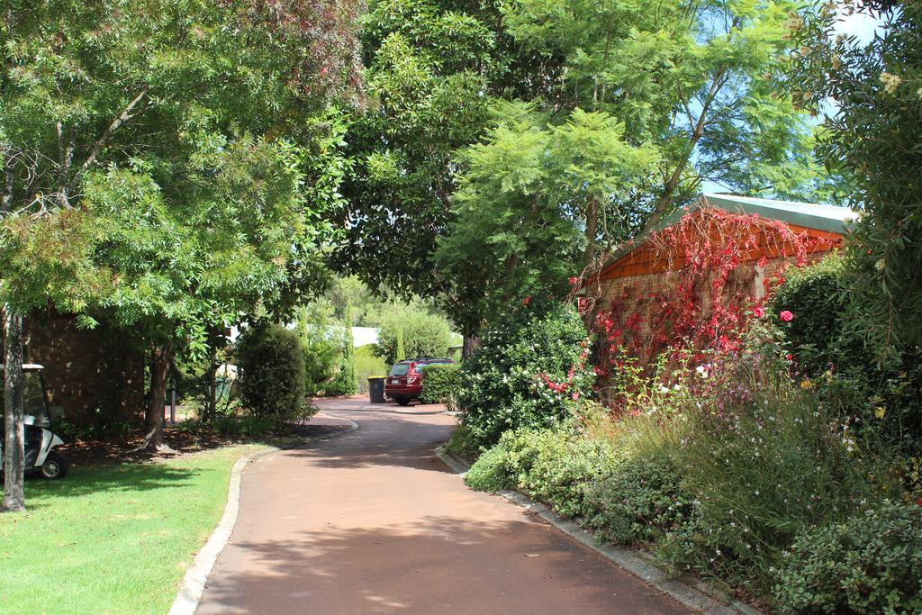 Margaret River Tourist Park Екстер'єр фото